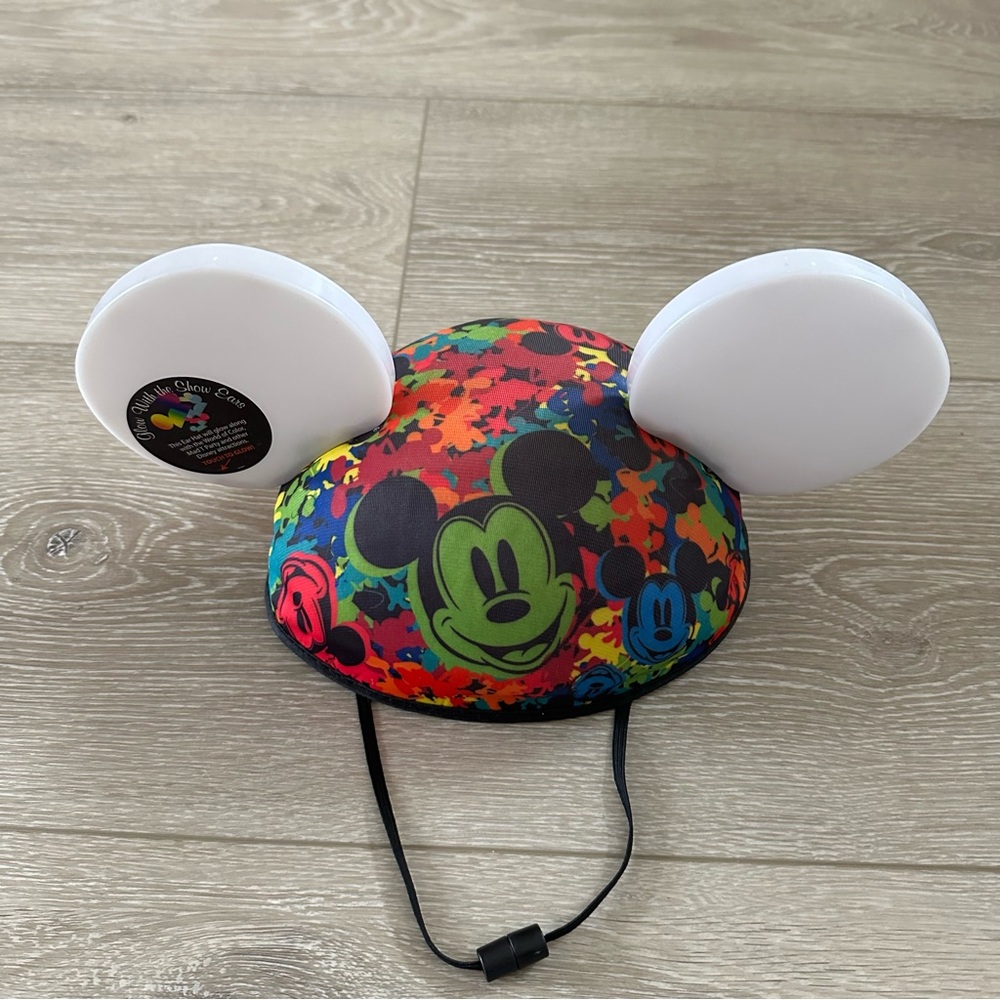 Disney Parks Glow with the show Ears